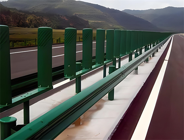 东莞三波护栏板在高速公路的应用
